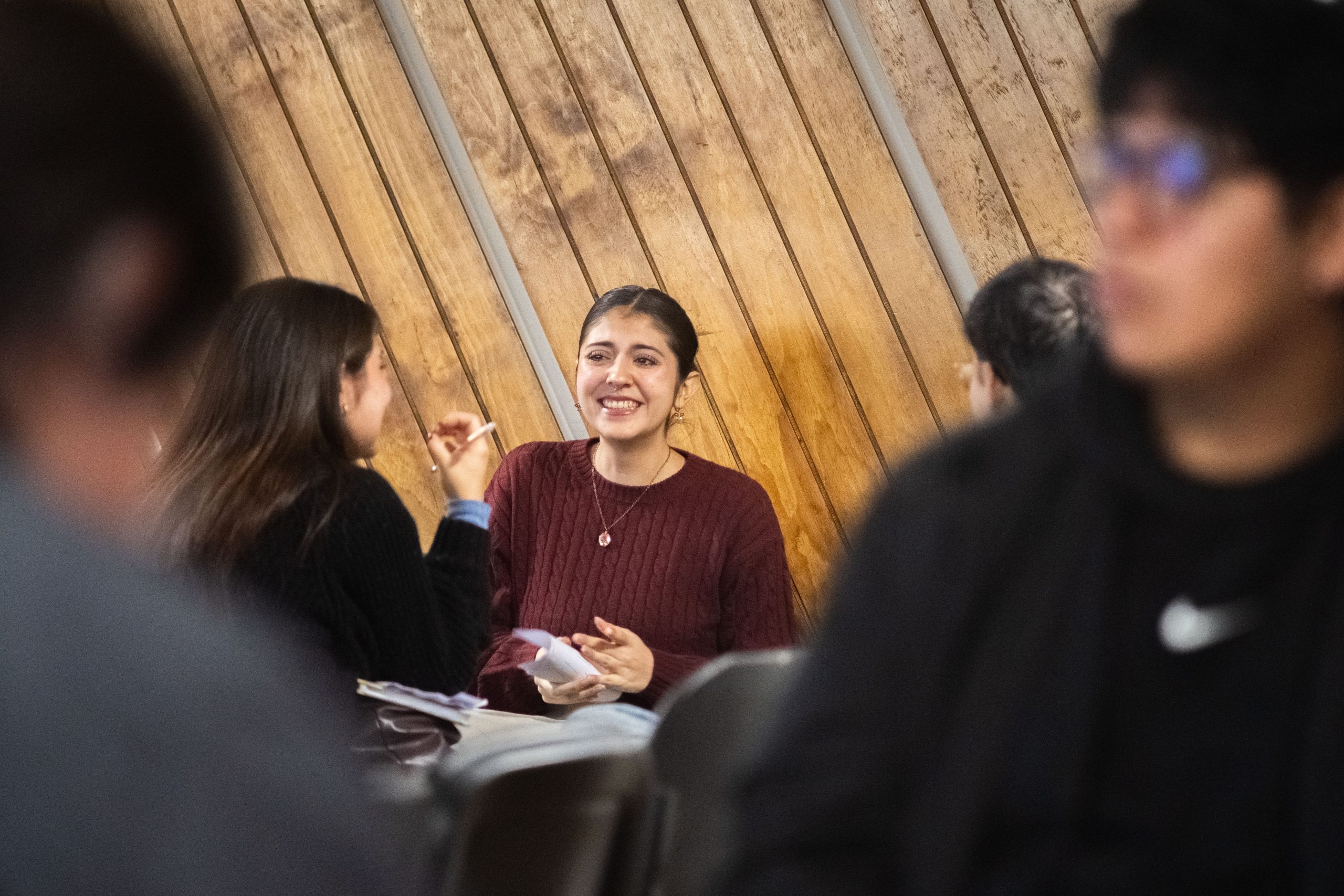 Facilitación de espacios de diálogo con estudiantes